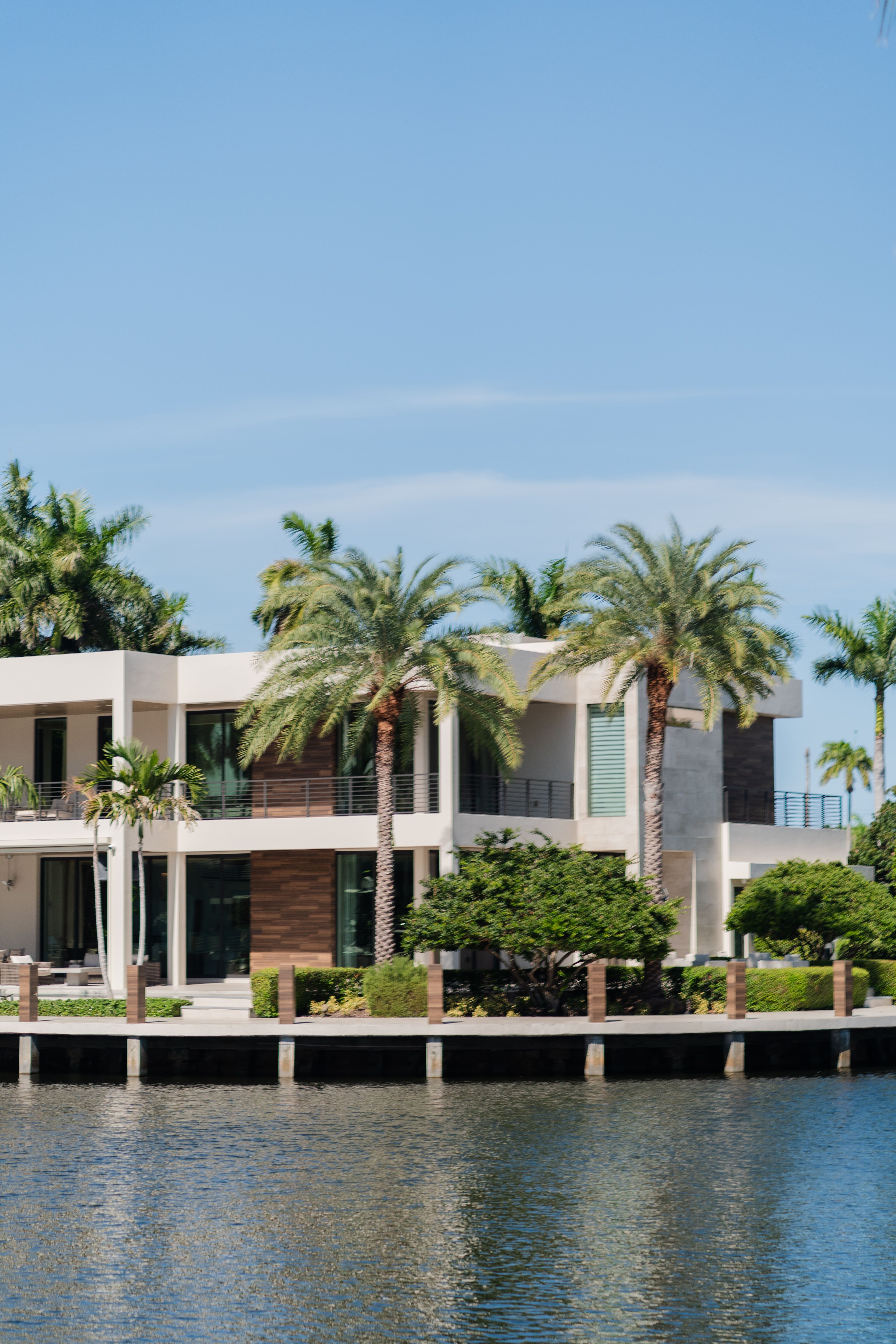 Waterfront listing by Harbour and Co